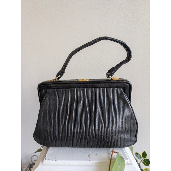 Borsetta a mano in pelle