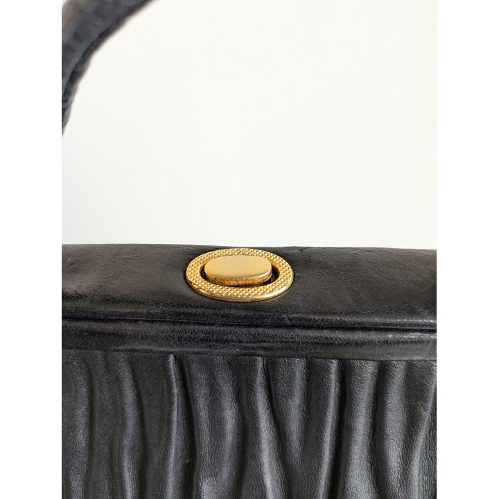 Borsetta a mano in pelle