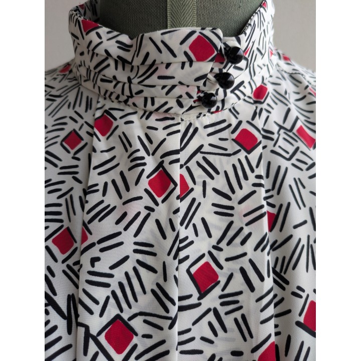 Camicia fantasia bianca rossa e nera