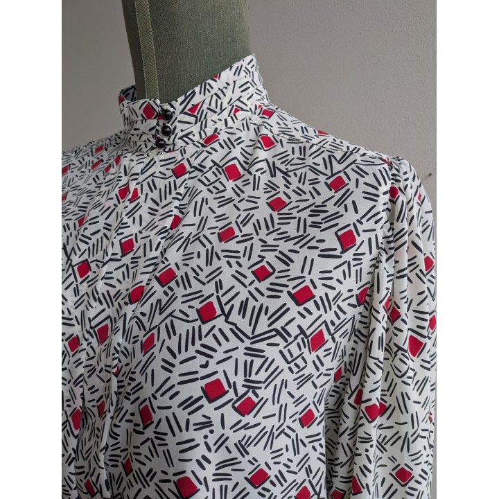 Camicia fantasia bianca rossa e nera