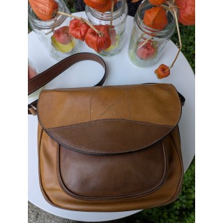 Borsa in pelle con tracolla