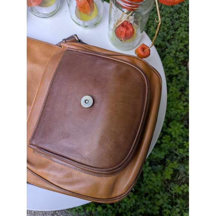 Borsa in pelle con tracolla