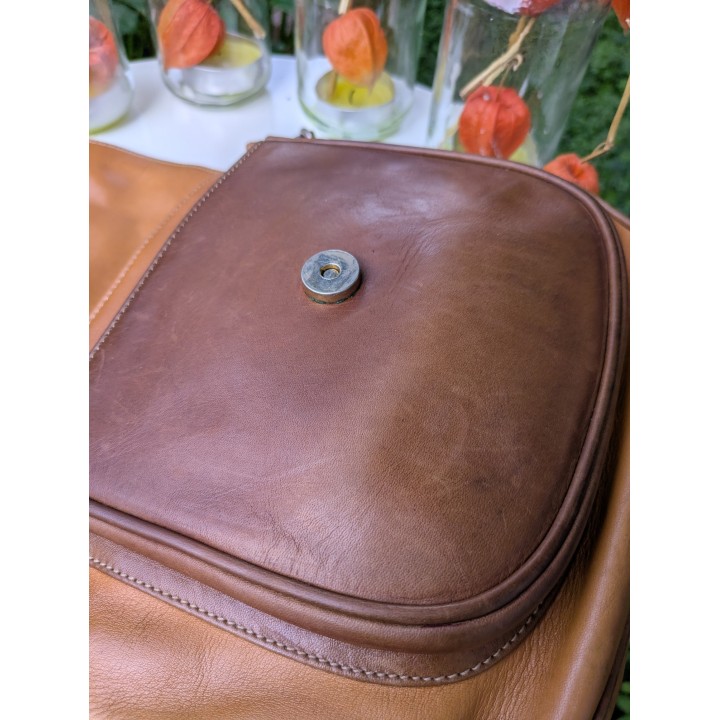 Borsa in pelle con tracolla