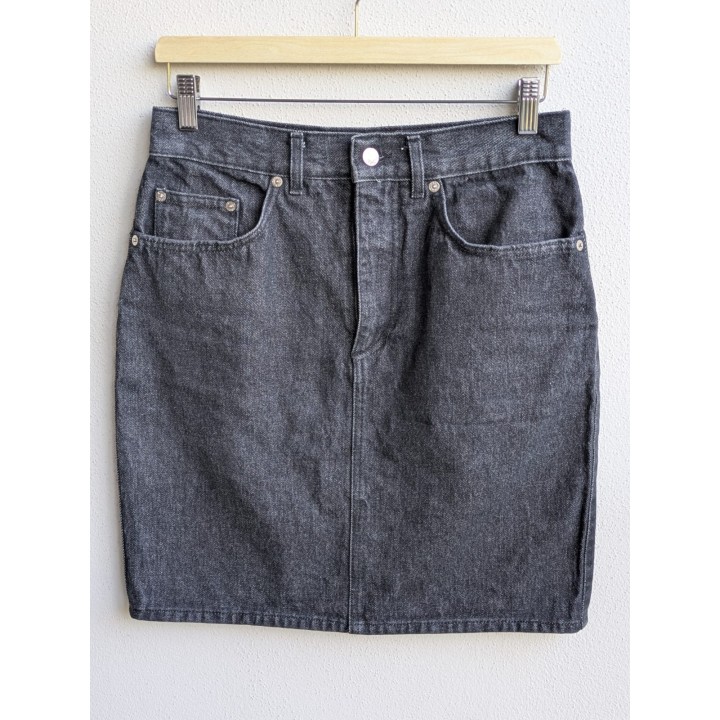 gonna jeans Casucci  vita 37.5  (x 2) fianchi 46.5 ( x2) lunghezza 50