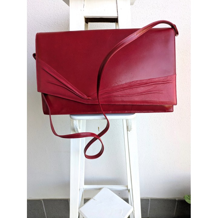 Pochette rossa in pelle