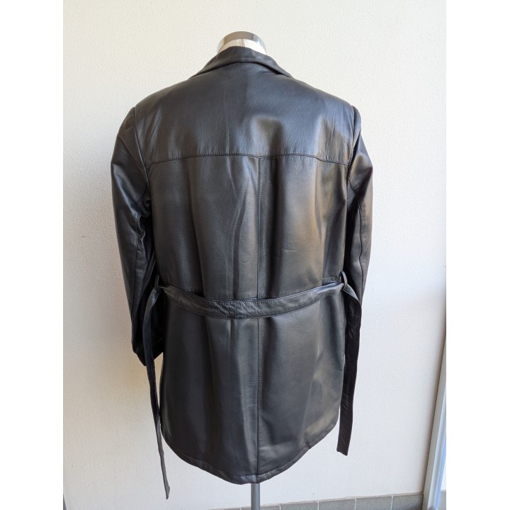 Trench nuovo foderato in pelle corto