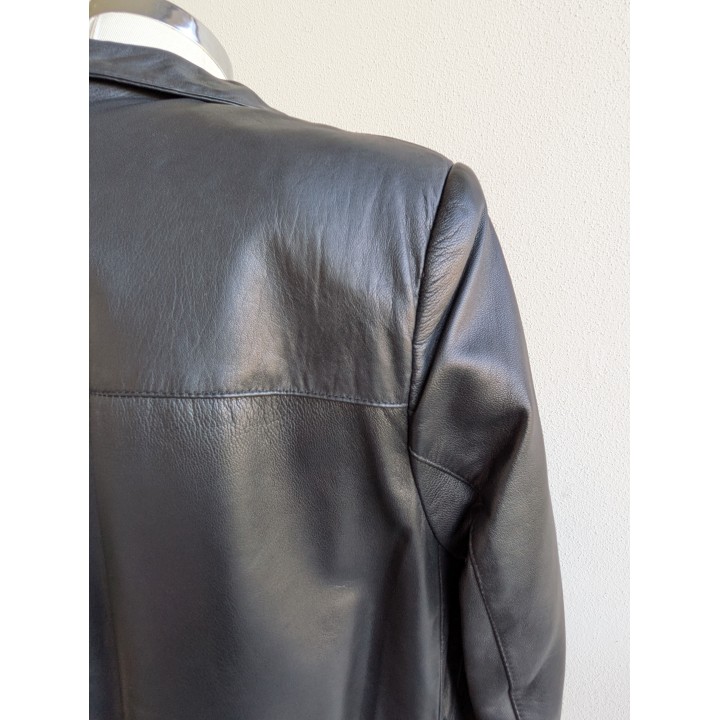 Trench nuovo foderato in pelle corto